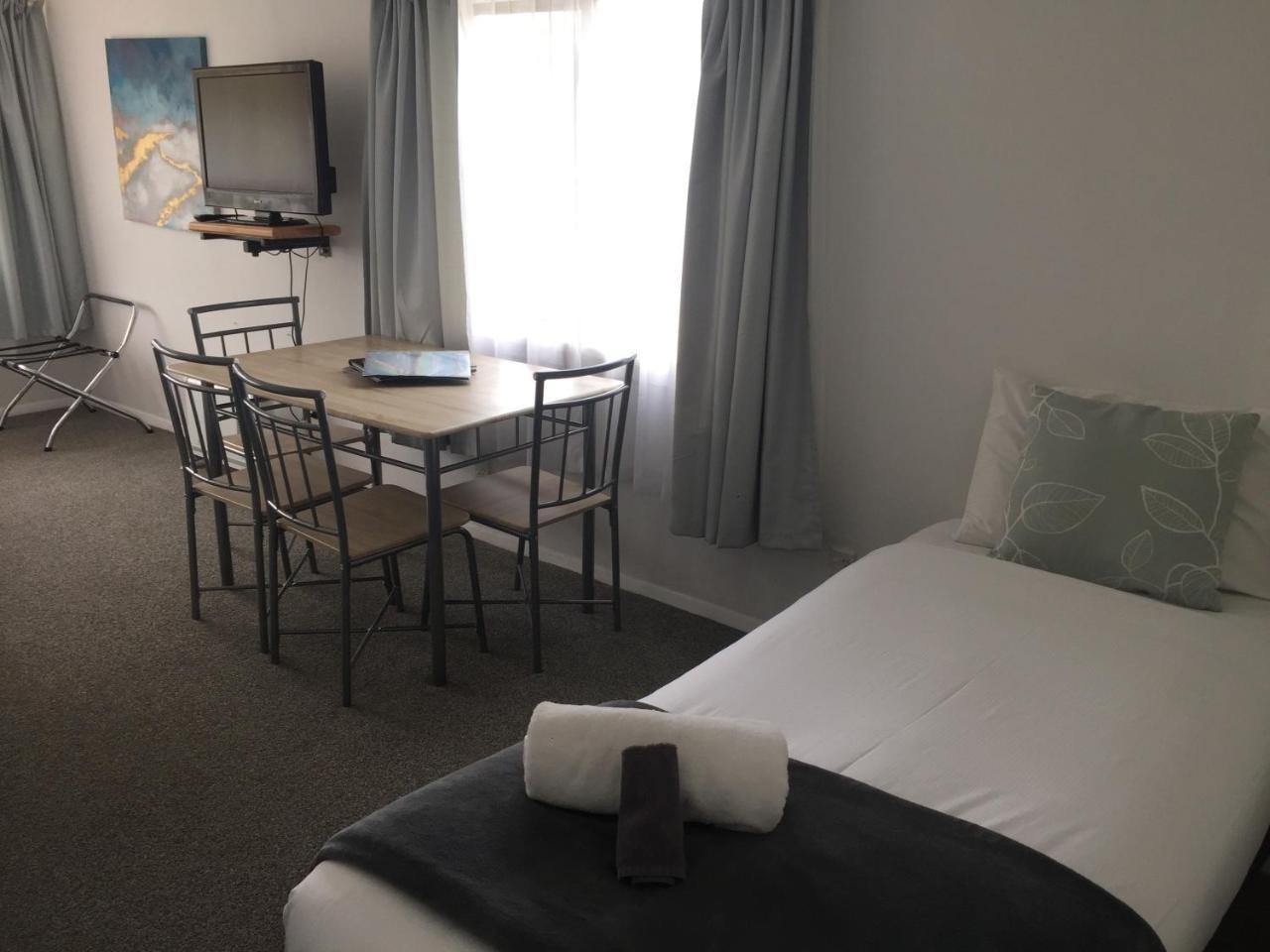 Fairway Motel & Apartments Wanaka Eksteriør bilde